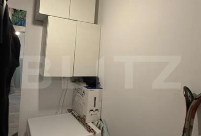 Apartament cu 3 camere decomandat în Tractorul - 3