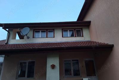 Casă cu 6 camere cu Teren 666 Mp în Cetate - 2