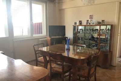 Apartament cu 2 camere semidecomandat în Ultracentral