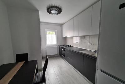 Apartament cu 2 camere decomandat în Complex Studențesc
