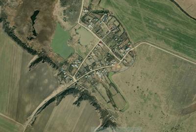 Teren de 131000 mp, în Piersica - 3