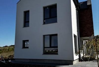 Case individuale cu 4 dormitoare in Dezmir  Zona linistita, 482 mp teren Case individuale cu 4 dormitoare in Dezmir  Zona linistita, 482 mp teren - 3