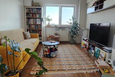 Apartament semidecomandat în Pipera
