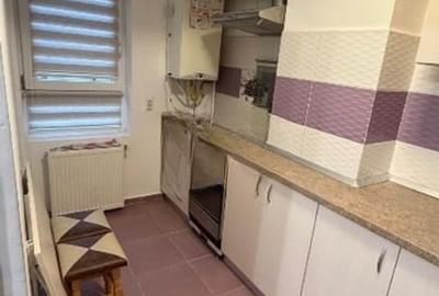 Garsonieră decomandată, mobilată în Cug - 6