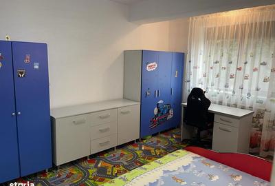 Apartament cu 3 camere, mobilat în Central - 3