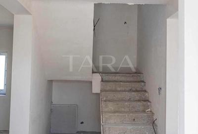 Casă individuală cu 4 camere cu Canalizare în Chinteni - 5