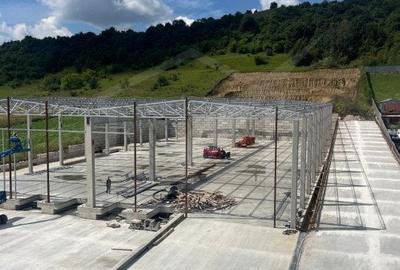Depozit 2560mp H=9m, 8 rampe, 21 parcari, platforma 1750mp, zona Napolact - 2