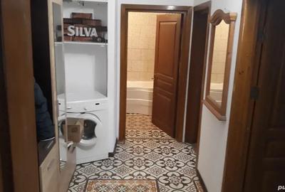 Apartament cu 2 camere decomandat în Km 5 - 4