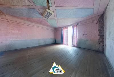 Casa de renovat cu 3 camere cu teren generos in Zadareni - 8