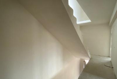 Oferta promotionala! Casa cu 5 camere si terasa circulabila, Subcetate - 35