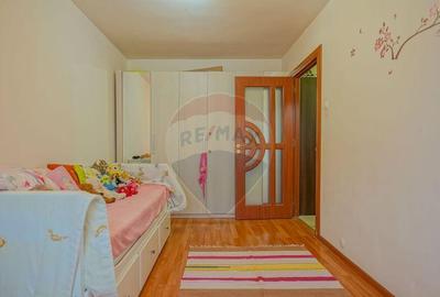 Apartament cu 2 camere decomandat, mobilat în Răcădău