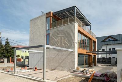 Casă individuală cu 6 camere cu Teren 425 Mp în Pipera