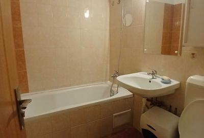 Garsonieră decomandată în Muncii - 1