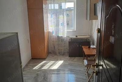 Garsonieră în Podu Roș