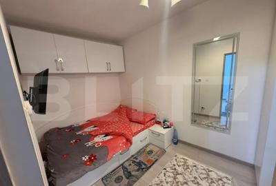 Apartament cu 2 camere semidecomandat, mobilat în Micro 4 - 2