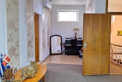 Vila fara risc seismic,renovata,izolata ext,P+1+pod inalt,9 camere,4 bai,pivnita - 21