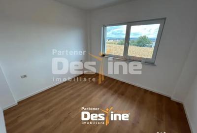 Casă cu 4 camere cu Teren 350 Mp în Rediu - 4