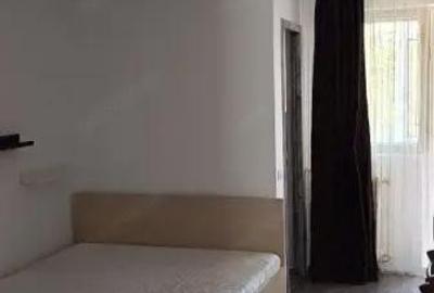 Garsonieră decomandată în Nicolina