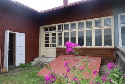 Spre vanzare proprietate centrala cu vad comercial - 4