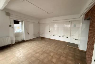 Casă cu 11 camere cu Teren 720 Mp în Democrației - 4