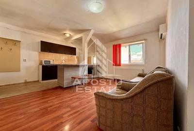 Apartament cu 2 camere semidecomandat, mobilat în Soarelui