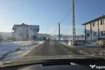Teren de 1400 mp, în Central