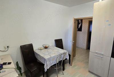 Apartament cu 3 camere decomandat în Badea Cârțan - 10