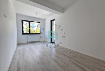 Apartament cu 3 camere decomandat în Tractorul - 15