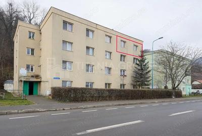 Apartament 2 camere, str Carierei, comision 0 - 4