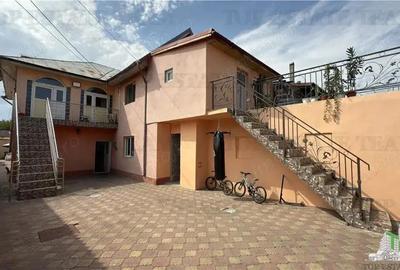 Casa individuala cu 8 camere in zona metrou Republica