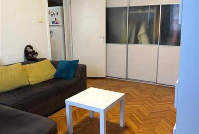 Apartament cu 3 camere semidecomandat, mobilat în Dristor - 2