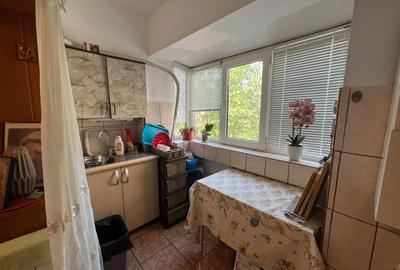 Apartament cu 3 camere decomandat în Mărășești - 3