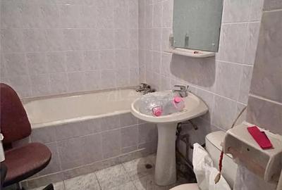 Apartament cu 2 camere decomandat în Bocșa - 12