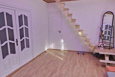 Casă cu 4 camere cu Teren 1011 Mp în Central - 5