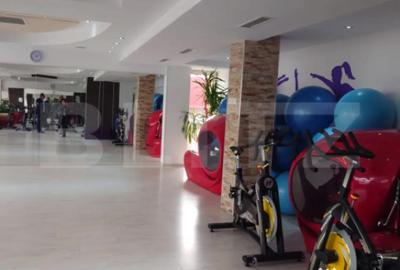 Spațiu comercial, de 290 mp, în Micro 3 - 16