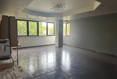 Apartament 3 camere de inchiriat in zona Bucurestii Noi