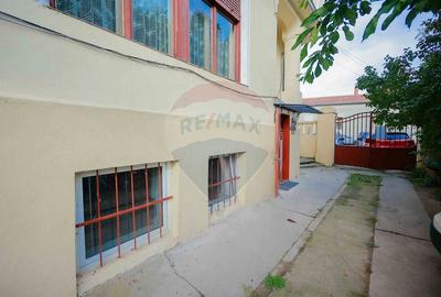 Spatiu comercial de vanzare situat ultracentral, str. George Enescu - 3