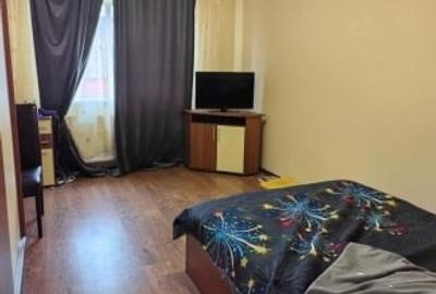 Vând apartament în casă cu 4 apartamente - 4