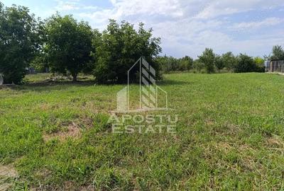 Teren de 683 mp, în Giarmata