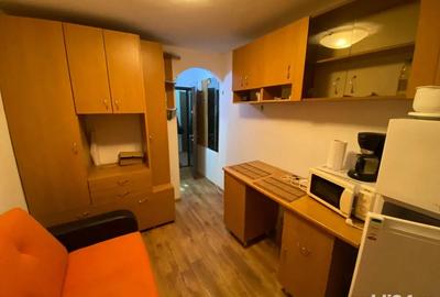 Garsoniera de inchiriat -200 Euro- Zona Dambovi?a - 1