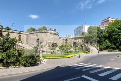 APARTAMENT 3 CAMERE RAPA GALBENA PARTER 75MP-155,000 € - 1