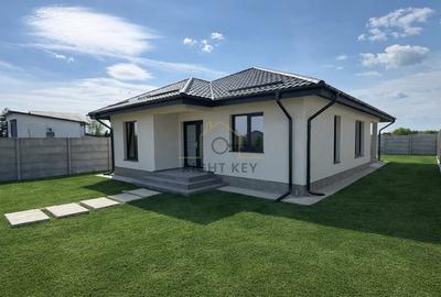 Casă individuală cu 3 camere cu Canalizare în Dragomirești-Vale - 2