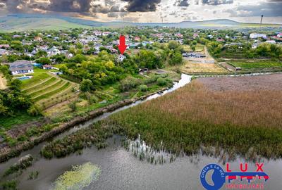 ID 6689 EXCLUSIVITATE Casa cu vedere la Lacul Somova! - 1