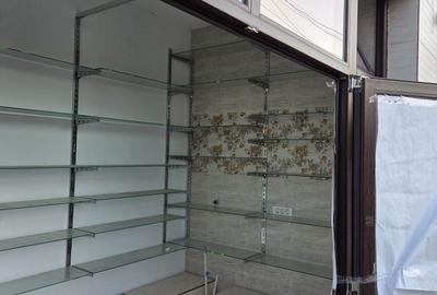 Spațiu comercial, de 12 mp, în Nord - 1