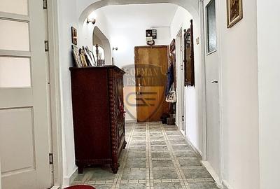 Apartament cu 3 camere decomandat, mobilat în Capitol - 11