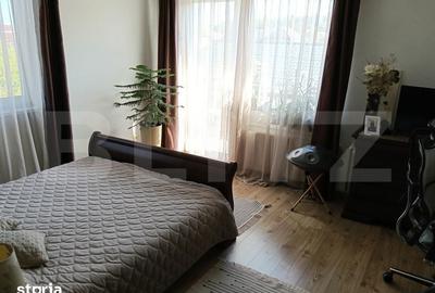 Casă cu 8 camere cu Teren 400 Mp în Central