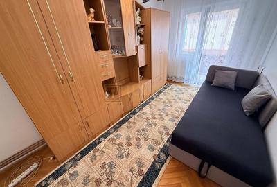 Apartament cu 3 camere decomandat, mobilat în Complex Studențesc - 12