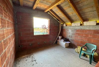 Casa individuala P+M Giroc. Strada linistita doar de case. Comsion 0 - 9