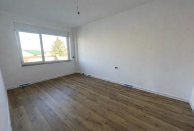 Apartament cu 3 camere decomandat în Siloz - 6