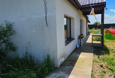 Casă individuală cu 4 camere cu Teren 500 Mp în Dascălu - 2
